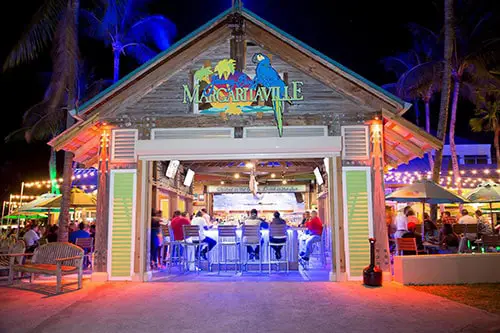 Best Places To Eat In The Bahamas | Casual, Beach Bars and Fine Dining